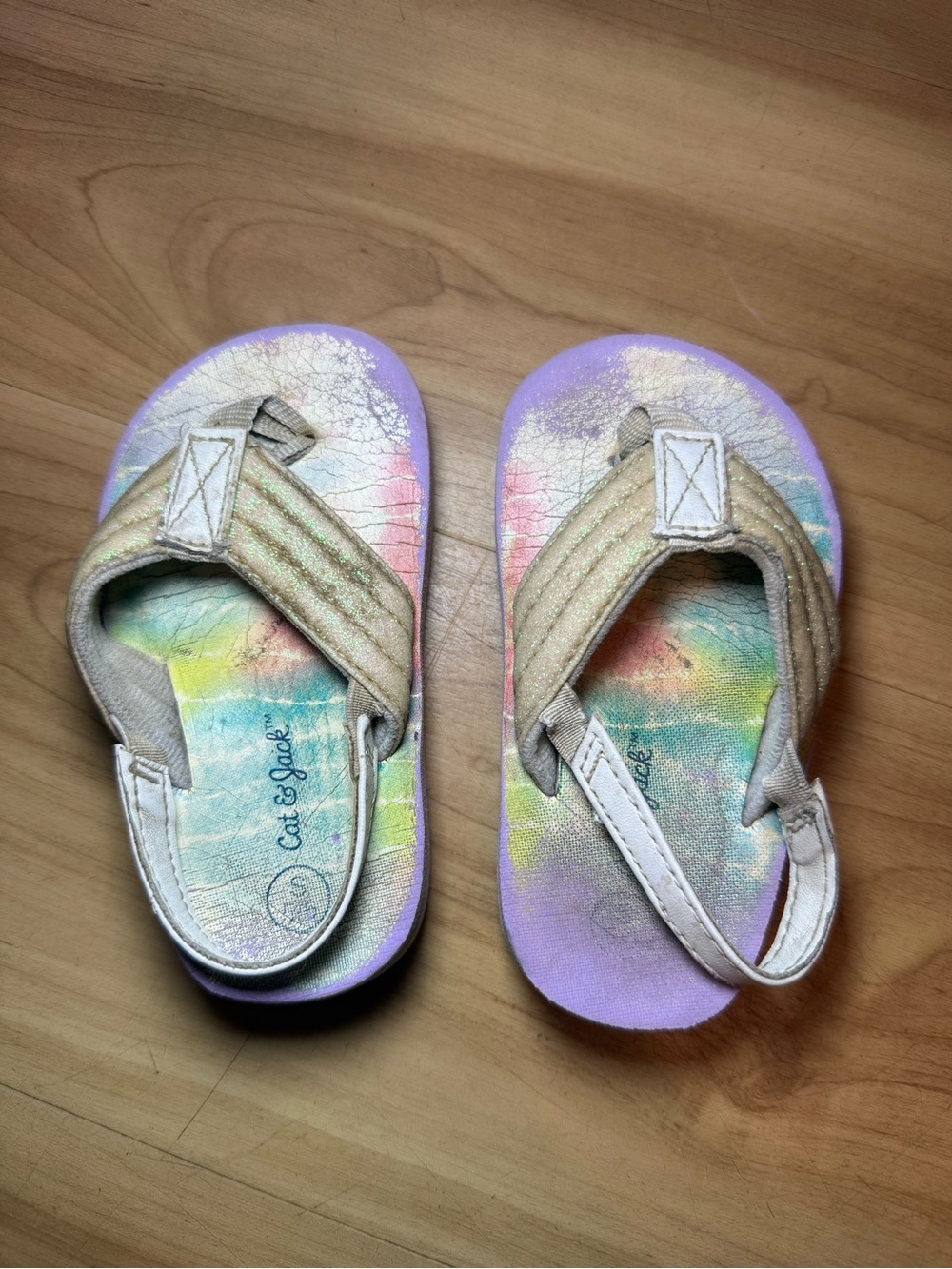 Cat & Jack Pastel Rainbow Toddler Flip-Flop Sandals in Lavender and Multicolor